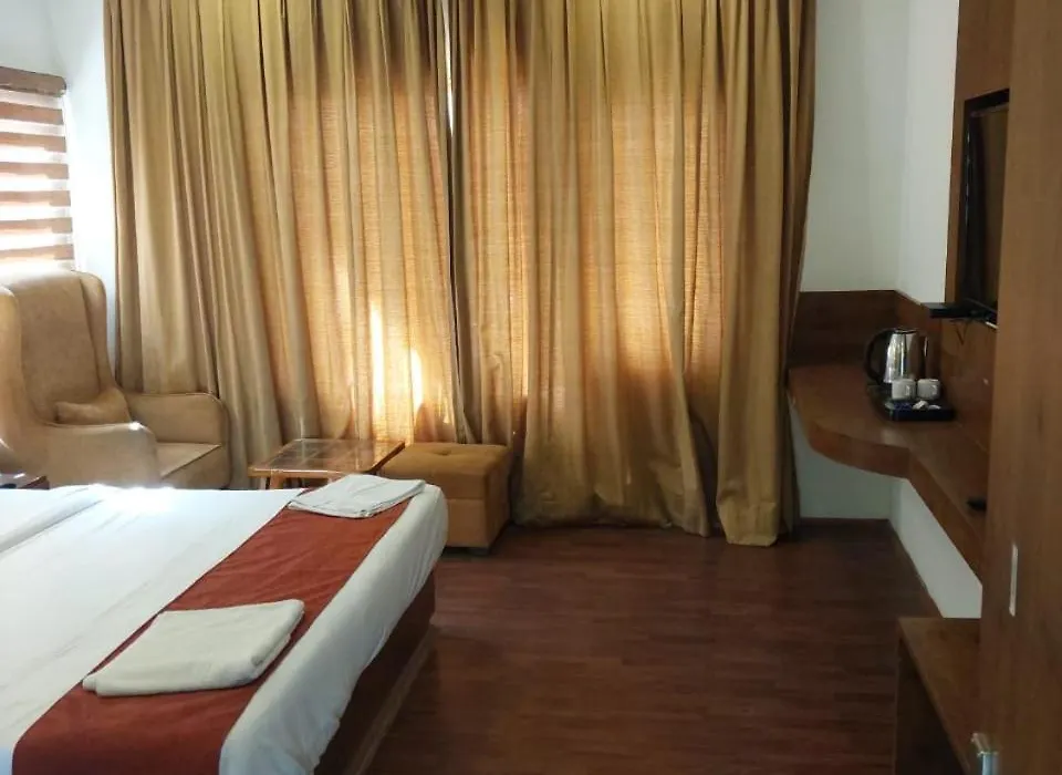Hotel Di Villa-1